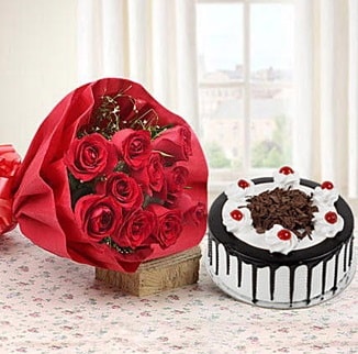 12 adet kırmızı gül 4 kişilik yaş pasta  Kütahya hediye sevgilime hediye çiçek 